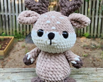 Ganchillo ciervo peluche Amigurumi bosque criatura relleno animal juguete