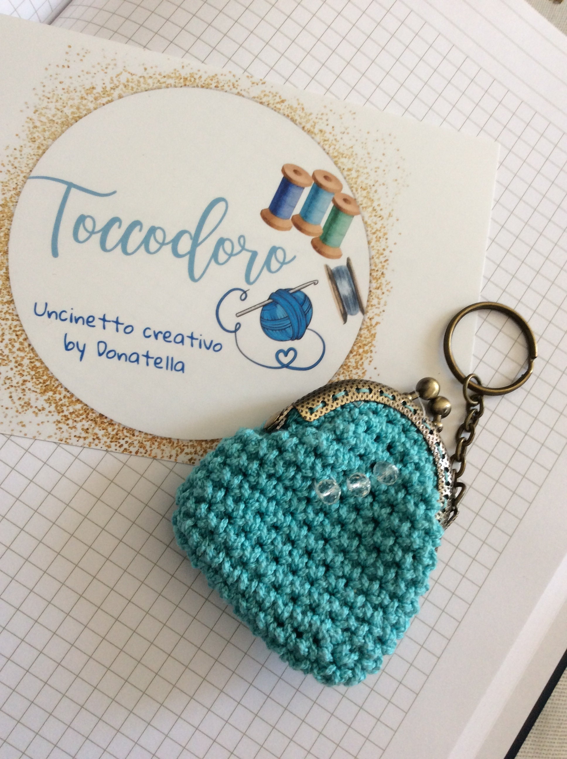 Mini Bag Keychain Free Crochet Patterns - DIY Magazine | Crochet flower  patterns, Crochet keychain pattern, Crochet