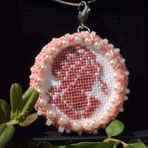 embroidered cameo, vintage pendant, cameo necklace, crochet thread necklace, beaded jewelry