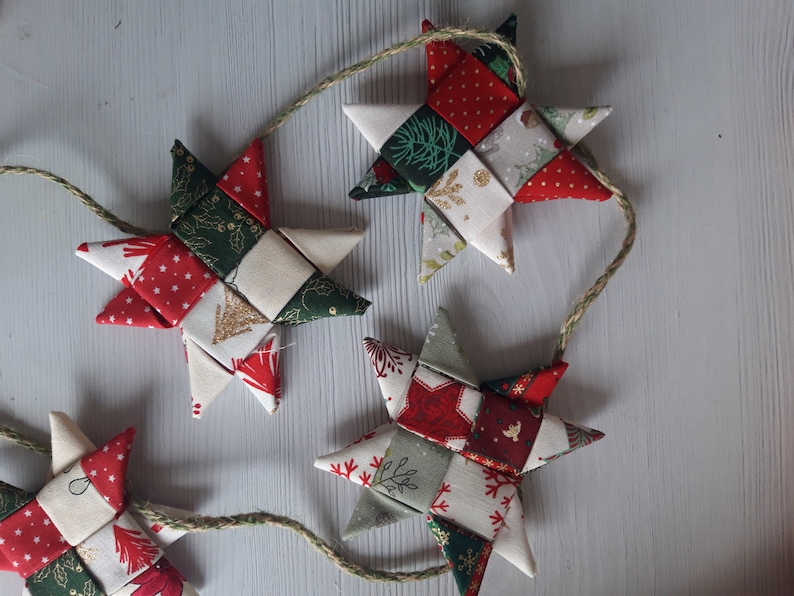 Scandinavische Star-kerstboomdecoratie, enkelvoudig, 3-pack, 5-pack, handgemaakt in Ierland met kerst, feestelijke, reguliere stoffen. afbeelding 2