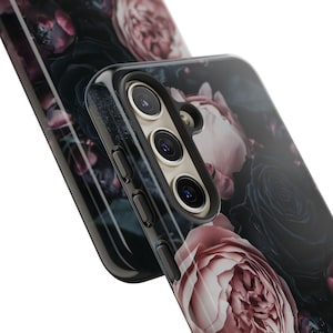 Dark Floral Handyhülle - Kompatibel mit iPhone 15 Pro Max, iPhone 14 Pro,Samsung Galaxy S24 Ultra, Google Pixel 8,Gothic Dark Academia PS35 Bild 3