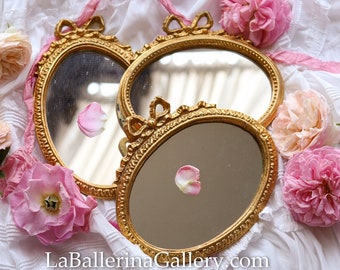 Italian Florentine frame mirror wood gold baroque rococo relief shabby chic wall hanging decor bow ribbon Vintage oval Italy shabby chic