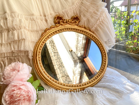 Ribbon mirror discount