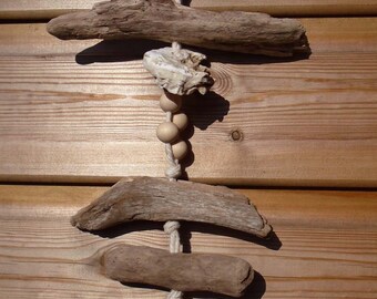 Au Natural Driftwood Art, Rope/Oyster shell/Beads Hanging Decoration (W5)