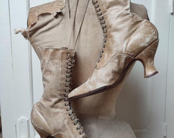 Edwardian beige leather lace up boots size 38