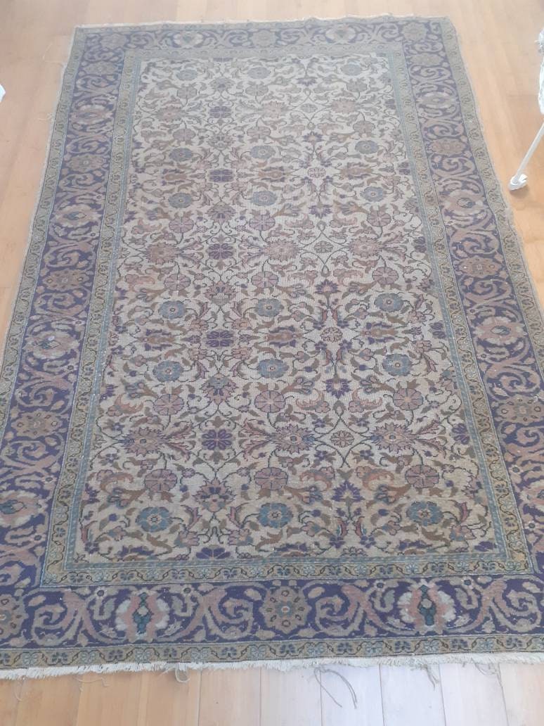 Tapis Ancien Floral de Taille Moyenne, Décor Boudoir Oriental