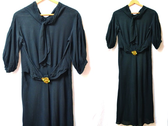 Gatsby black silk dress, original 30s, puffed slee