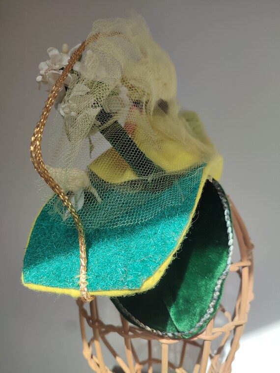 Whimsical 50s hat for St Catherine - image 8