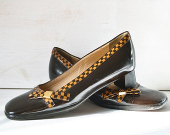 Louis Vuitton flat shoes, 36 Eur, vintage France, brown patent, original, 80s