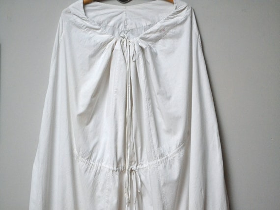 Edwardian or Victorian white petticoat, coton slip