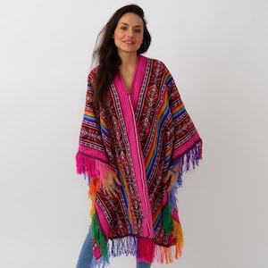 Peruvian traditional Cusco wool blend Poncho , Ethnic Poncho, Unisex poncho, Peruvian Poncho
