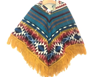 Poncho en alpaga Taille 10-14| Poncho pour enfants | Poncho à franges | Poncho pour enfants | poncho bohème | Poncho à enfiler | Poncho à capuche | Fait main