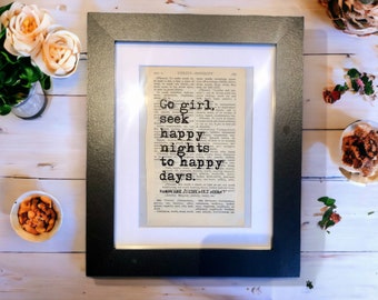 Inspirerende ingelijste Shakespeare-citaatprint | Citaat van Romeo en Julia, | Go Girl Zoek gelukkige nachten naar gelukkige dagen | Verjaardagscadeaus | Babycadeau