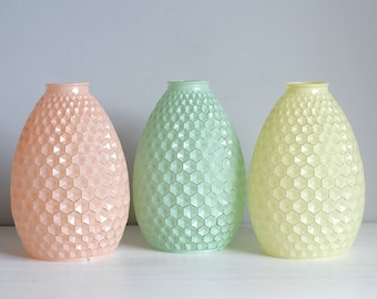 Mid-Century Pineapple Glass Shades, Green Pink Yellow Honeycomb Lampshade, VEB NARVA, Germany, 70s