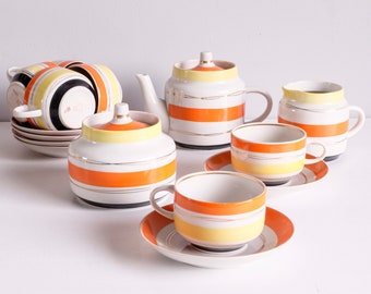 Sowjetisches Vintage-Teeset für 6 Personen, gestreifte orange-goldene Teetassen und Untertassen, weißes Teeservice, Teekannen-Set, Mid-Century-Retro-Küche