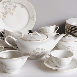 Conjunto de chá vintage em porcelana fina boêmia da Checoslováquia com pratos de jantar.