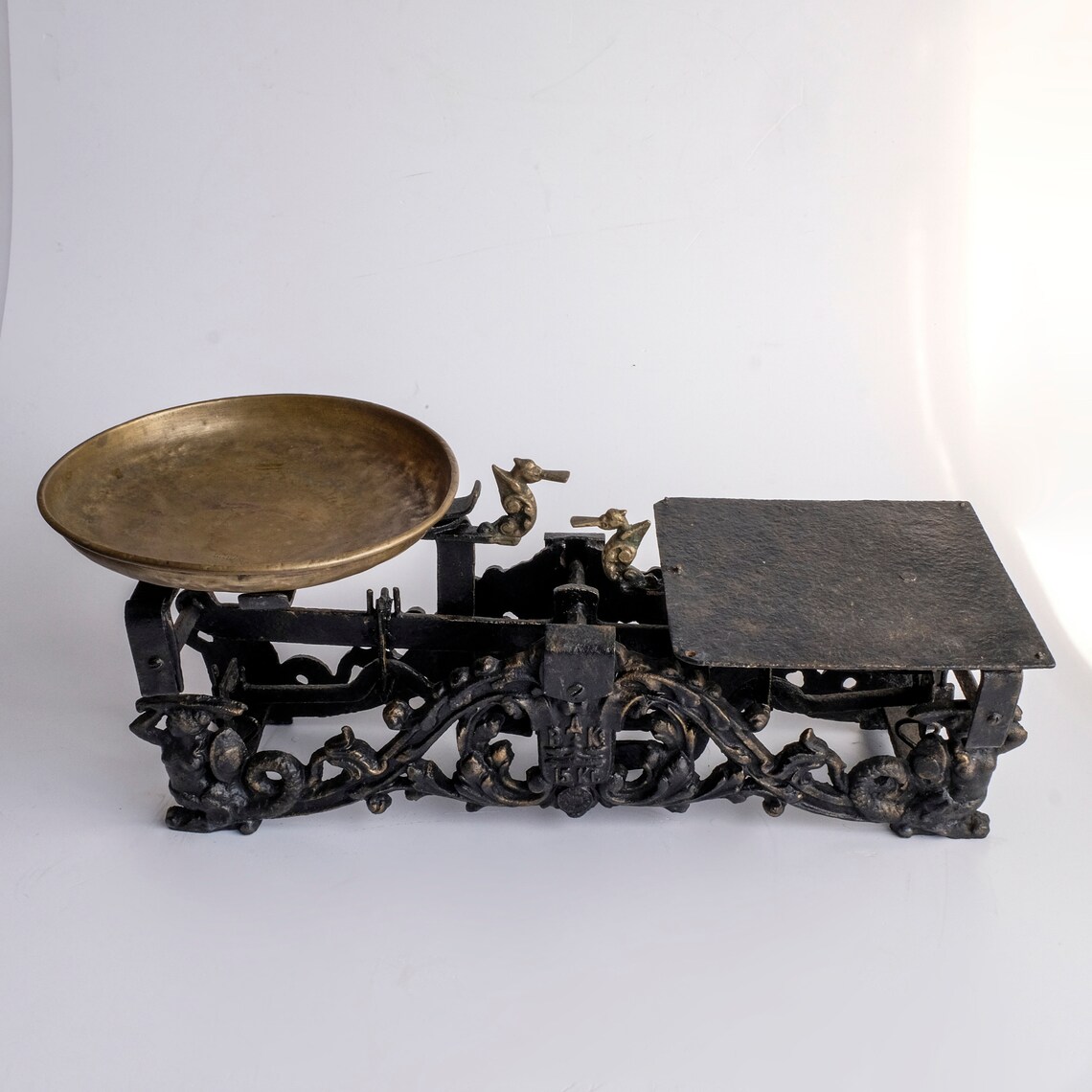 Antique Cast Iron Balance Scales Weighing Scales Vintage Etsy