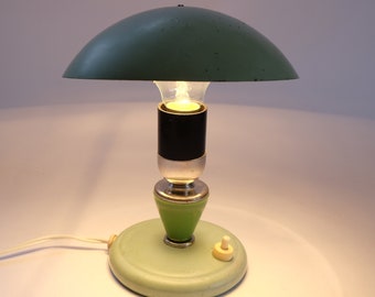 Vintage desk lamp 1964 Retro lamp Reading Lamp Small table lamp Bedside Lamp Small lamp Retro desk lamp Green lamp Soviet vintage 1960s
