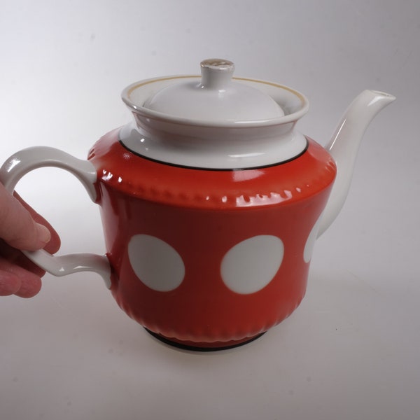 Red vintage teapot, Large polka dot teapot, 2L Tea kettle, Rustic tea serving, Soviet teapot, Vintage kitchen decor