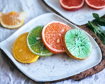 Suporte para celular em formato de fatia de limão perfumada: acessório artesanal em formato de fruta, opção magnética.