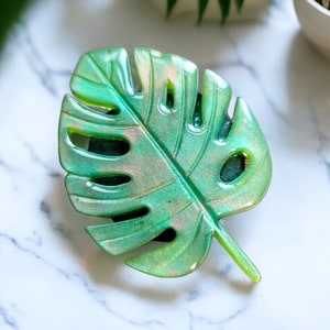 3D Monstera Leaf Phone Grip: Resin Plant Lover Gift