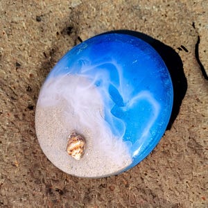 Impugnatura per cellulare da spiaggia: vera conchiglia e sabbia, arte in resina a tema oceano, Maui - Hawaii