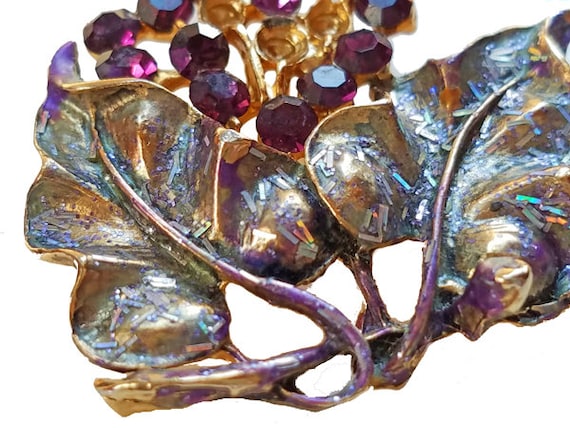 Purple Grape Brooch - Rhinestone Camillot pin, br… - image 5