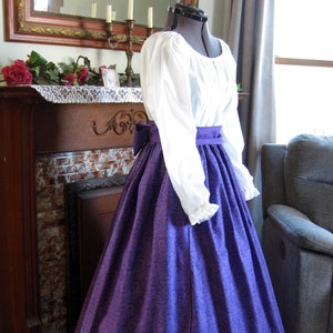 Civil War Era Western Trek Pioneer Victorian Dress - Lovely Dark Purple Print; All Three Pieces Included
