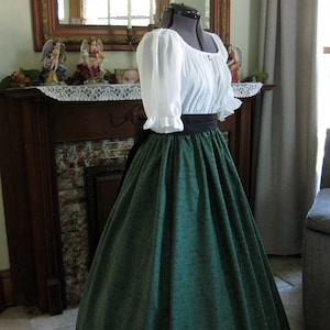 Civil War Western Trek Pioneer Victorian Era Dress - Lovely Dark Green Design; All Three Pieces Included