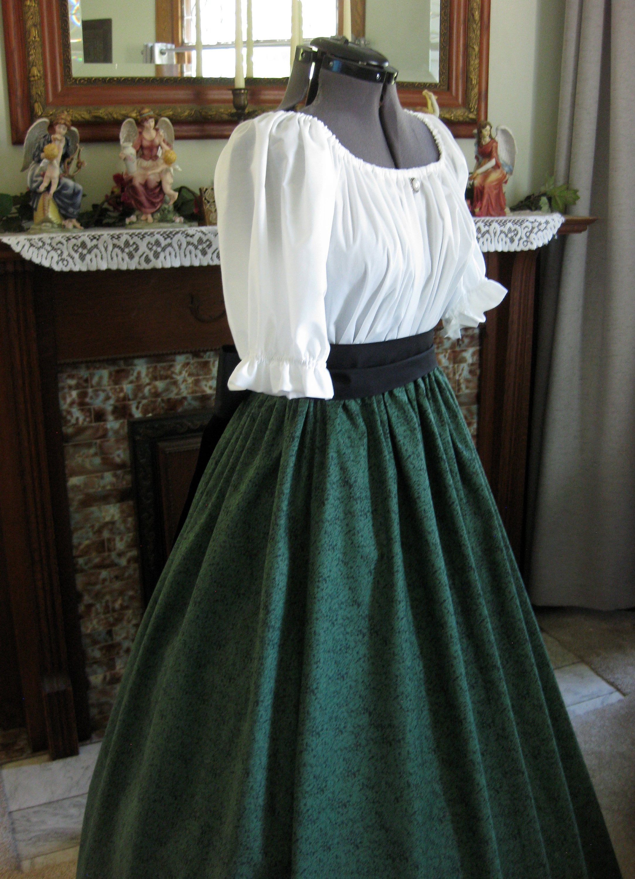 Civil War Western Trek Pioneer Victorian Era Dress - Lovely
