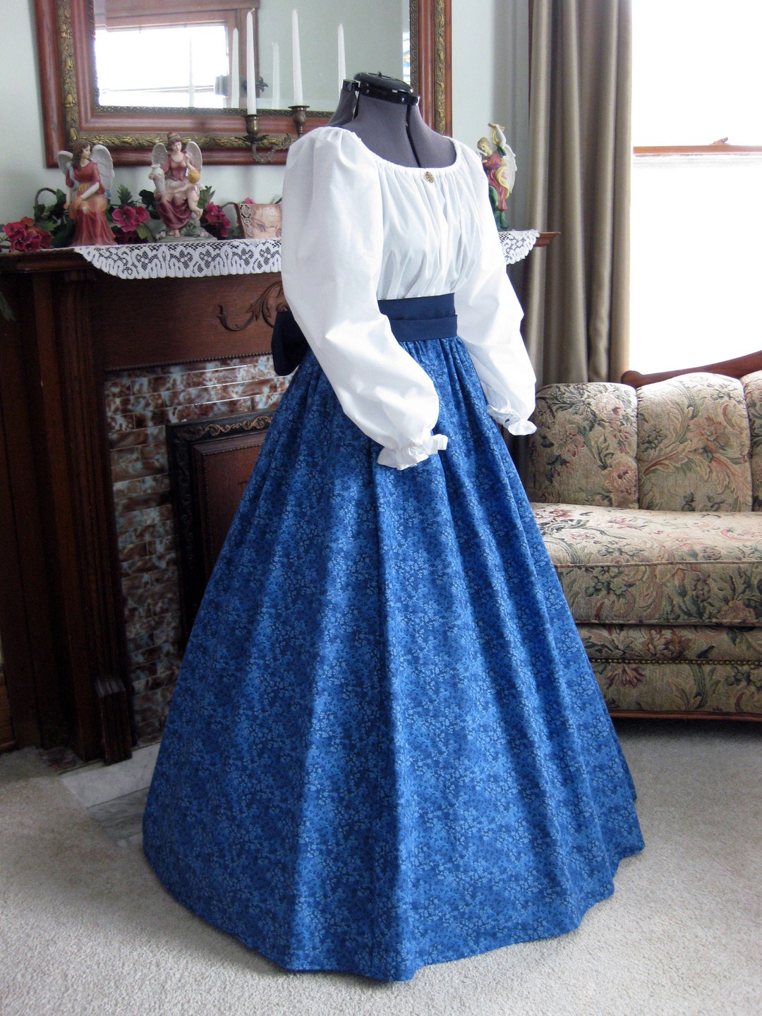 blue pioneer dress Civil War Style female 1800's pioneer clothing