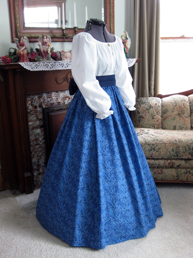 Victorian Dresses | Victorian Ballgowns | Victorian Clothing     Civil War Era Western Trek Pioneer Victorian Dress - Lovely Shades of Blue All Three Pieces Included  AT vintagedancer.com