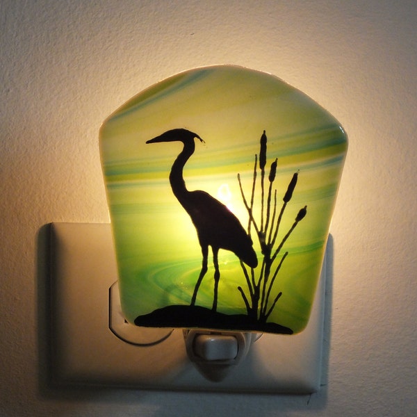 Fused Glass Heron Night Light with rotating switch base plug or non rotating light sensor base