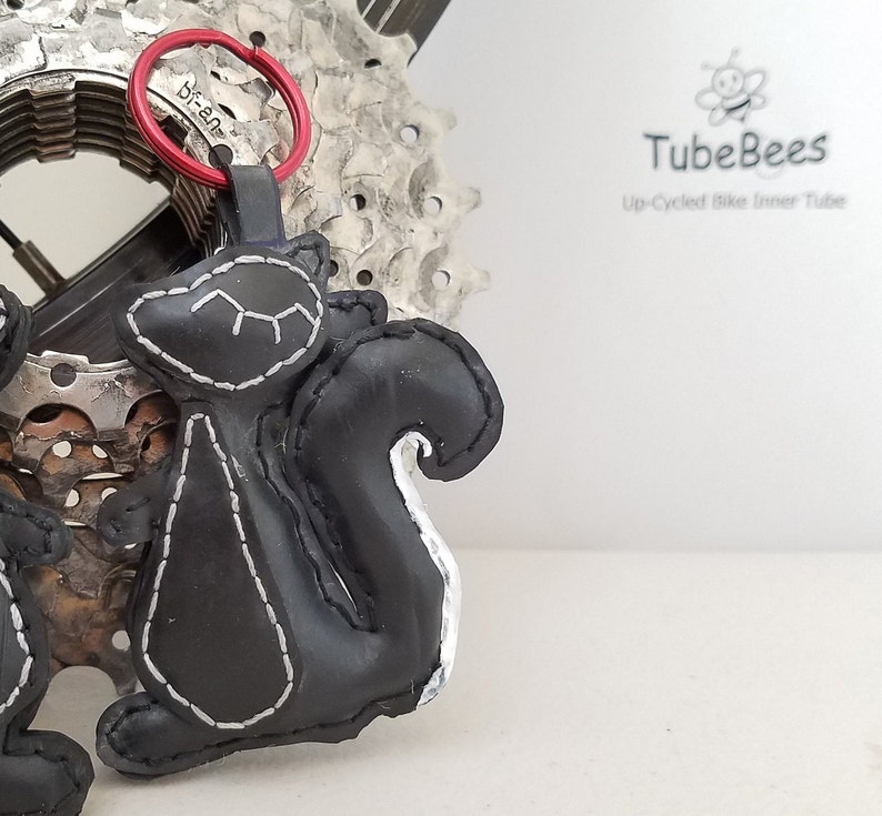Keychain Inner Tube Skunk Keychain - Up-cycled Bike Inner Tube - Etsy