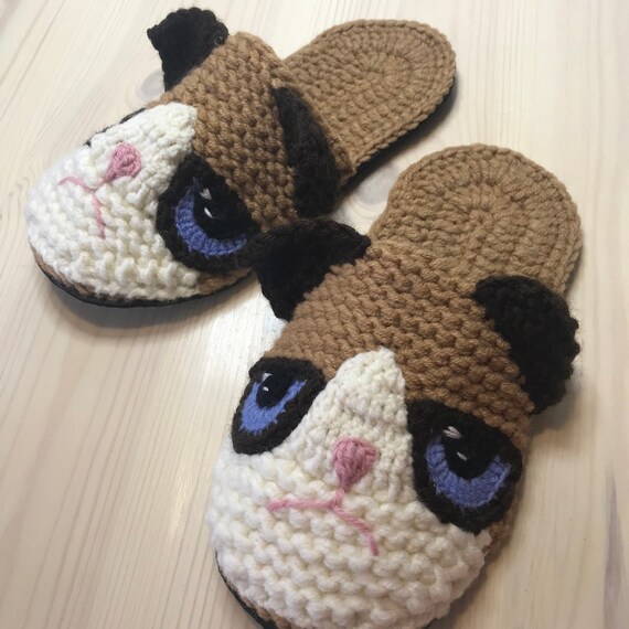 grumpy cat slippers