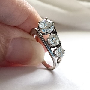 Unique 3 Diamond 14K White Gold Diamond Ring Size 7, TW 1.75 Carats, Statement Diamond Ring, GIA Appraisal