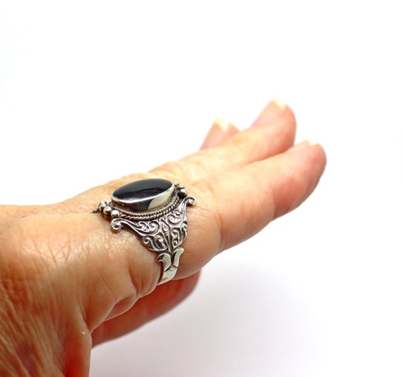 Black Onyx Ring Sterling Silver Size 9.5 Forefing… - image 2