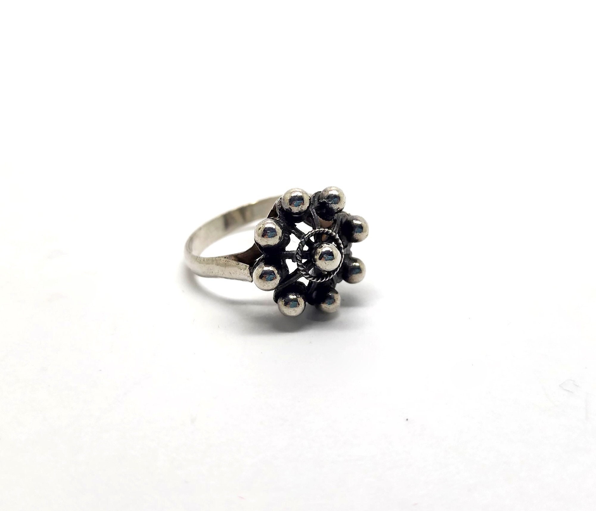 TWENTY FIVE Silver Color Rings Size 4-8 | eBay