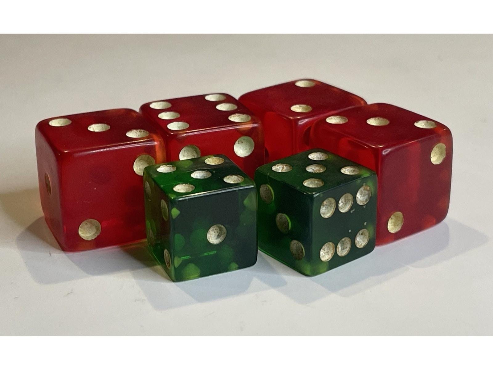 Lot De 3 Dés Anciens En Bakélite / Catalin - Poids Total 36 Grammes - Vintage - Occasion