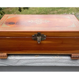 Vintage Cedar Jewelry Trinket Box Footed w/ Art Nouveau Victorian Motif RETRO