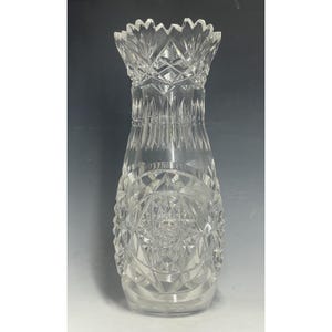 8 3/4&quot; Antique Cut Glass Brilliant Vase Late 19th - Early 20th C. Star Classy