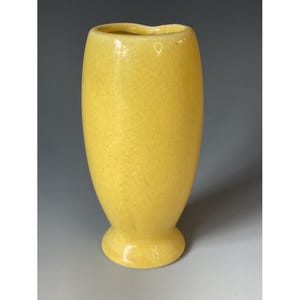 Vintage 20th C. Art Pottery Flower Vase Crackle Yellow 4 3/4&quot; Mid-Century Deco