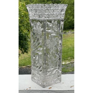 12" Antique Early American Pressed Cut McKee Innovation Art Deco Glass Vase