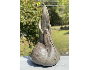 Retro Studio Art Pottery Naturalistisk Knoppvas Blomformad Mitten av århundradet Modern