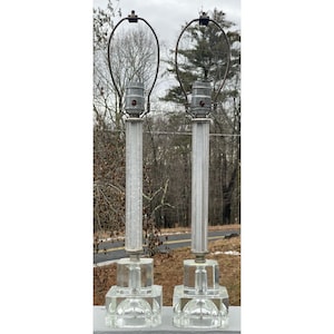 Paar Vintage Mid-Century Modern klare Lucite Deco Säule Geometrische Tischlampen