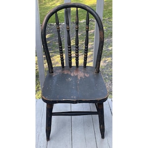Antique Spindle Back Bow Bent Wooden Child&#39;s Windsor Chair Seat Furniture