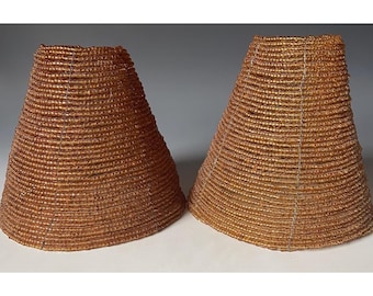 Par de pantallas de lámpara retro vintage de cristal color ámbar anaranjado con cuentas, 4,75" de alto x ~5" de ancho.