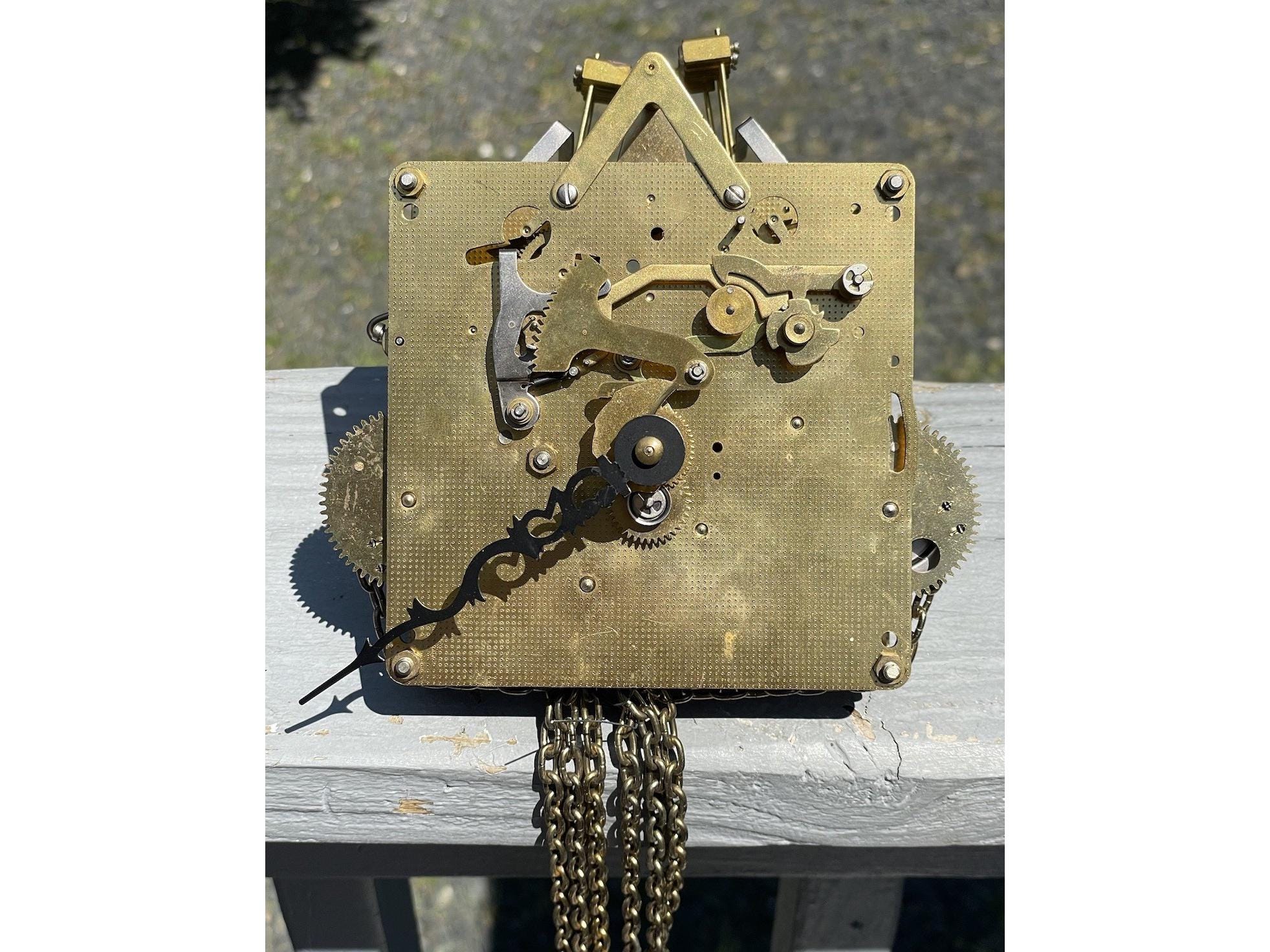 Jauch 77 Emperor Clock Company Model 100m Movement Hermle