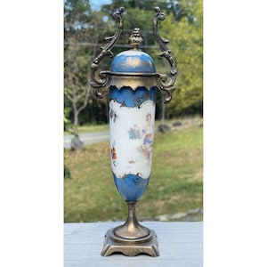Antique 20th C Sevres Style Porcelain Urn Romantic Lady Bird Cage Nouveau Scene