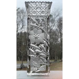 10" Antique Early American Pressed Cut McKee Innovation Art Deco Glass Vase